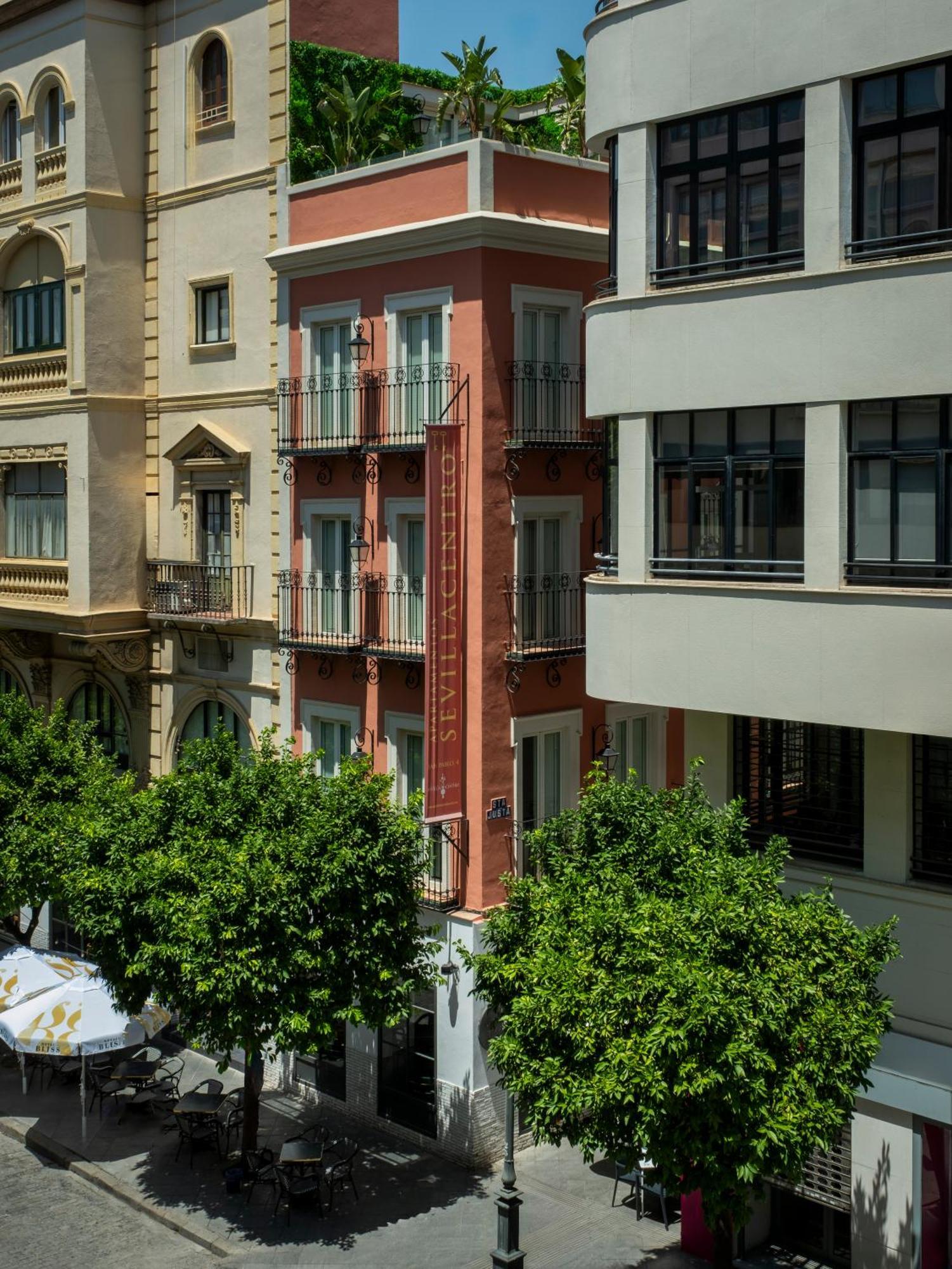 Apartamentos Sevilla Centro Bagian luar foto
